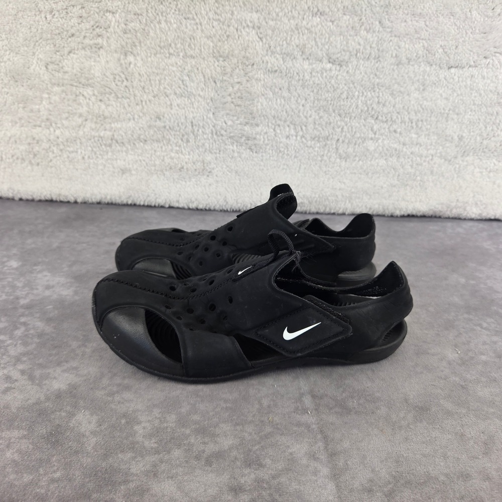 Nike Sunray Protect 2 Black Sandals Kids Size 3Y 943826-001